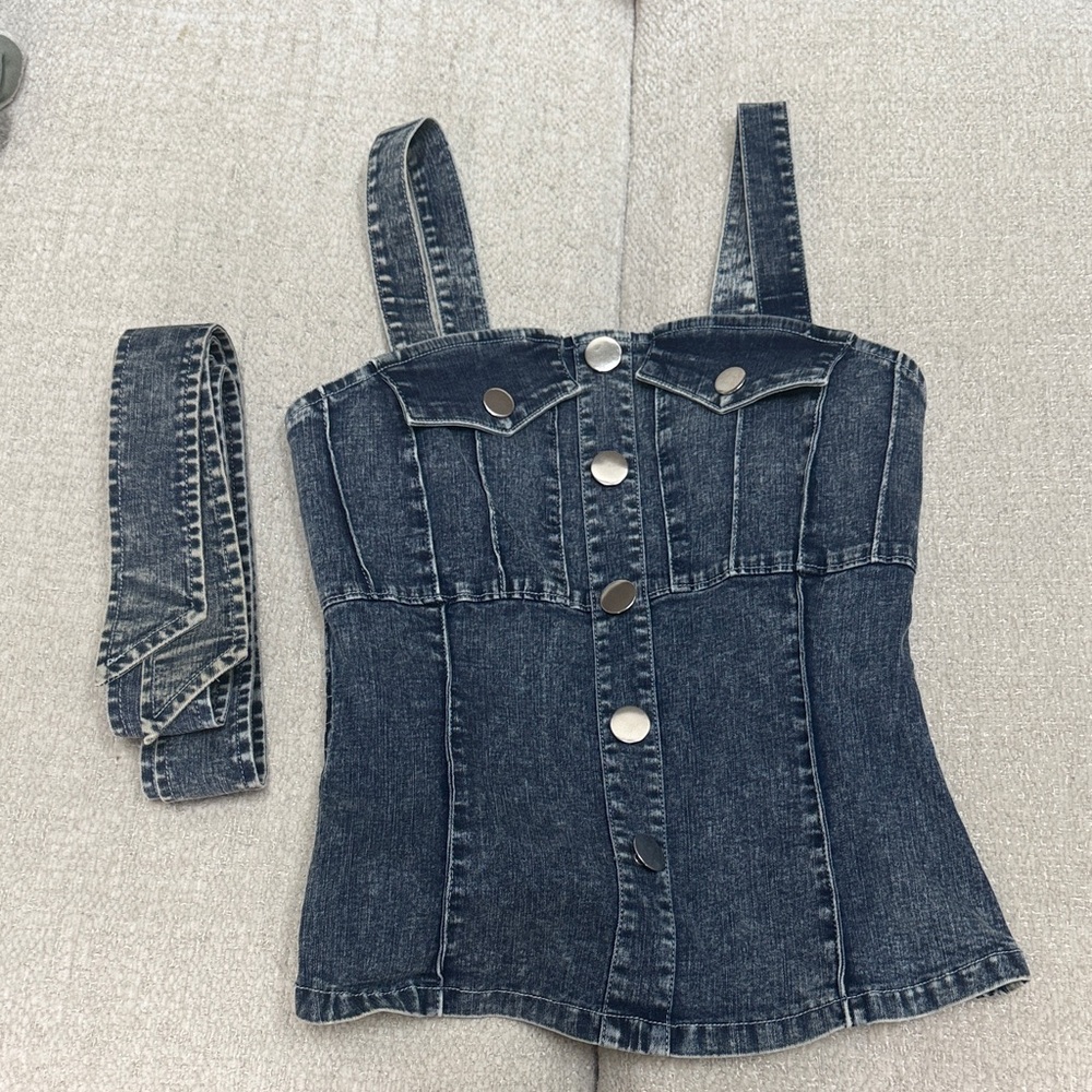 NWT  Gracia Blue Denim Top